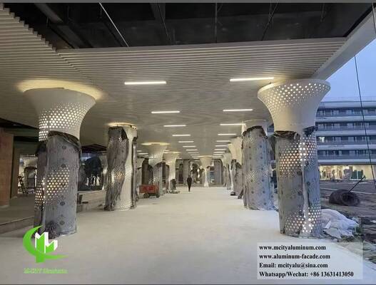 Bon prix Des colonnes en aluminium à double courbure pour des architectures magnifiques en ligne