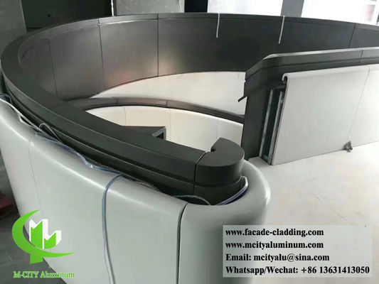 Bon prix revêtements muraux en aluminium perforé revêtus en poudre d'une épaisseur de 3 mm pour les façades et les décorations en ligne